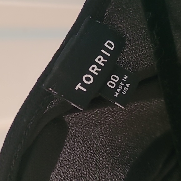 Torrid Tank - Picture 4 of 4
